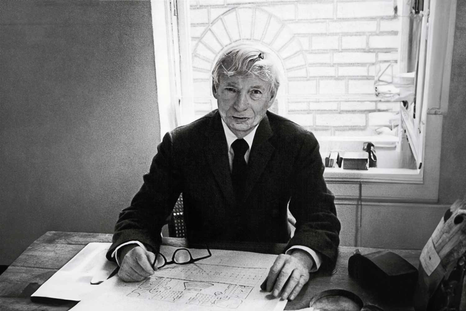 Louis Kahn Architect Of Light And Silence Pool Table Portfolio louis-kahn-architect-of-light-and-silence-pool-table-portfolio