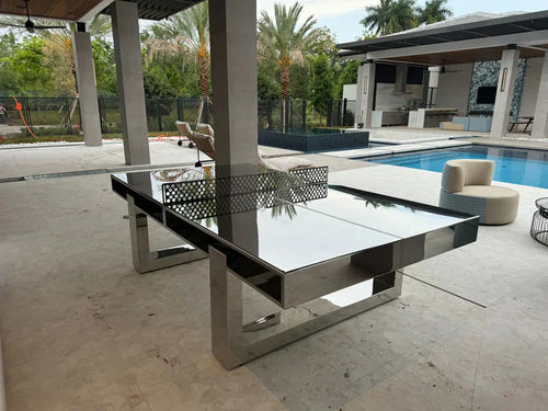 Mirror-Finish Marvel: Elevate Your Outdoor Entertainment with a Reflective Table