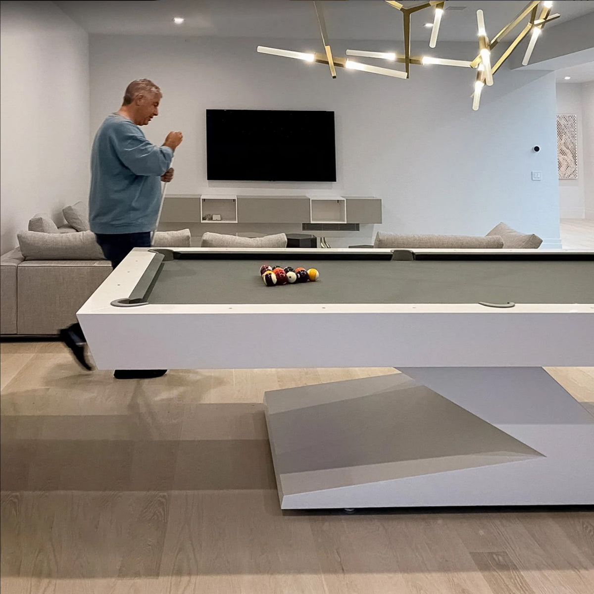 WENGEN Pool Table